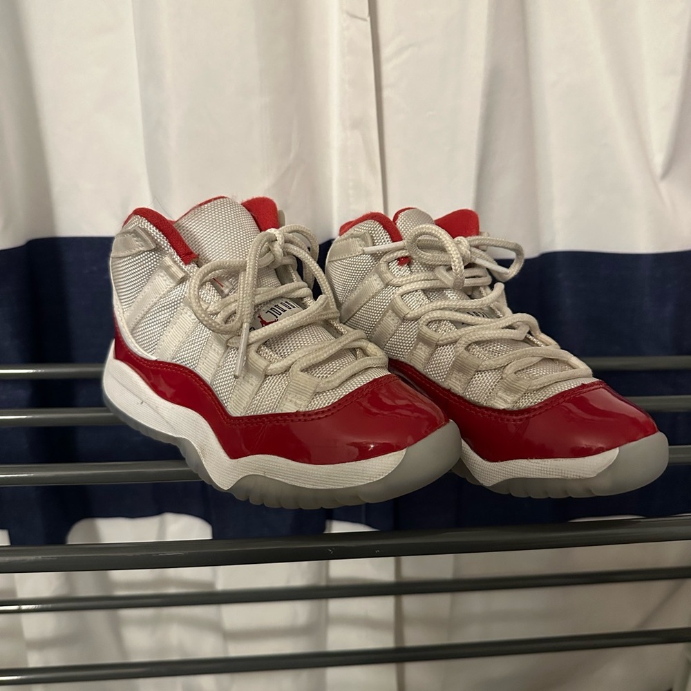 Jordan Cherry 11s